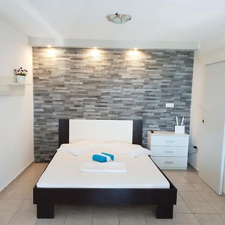 Apartments Hajdi Duće Exterior foto
